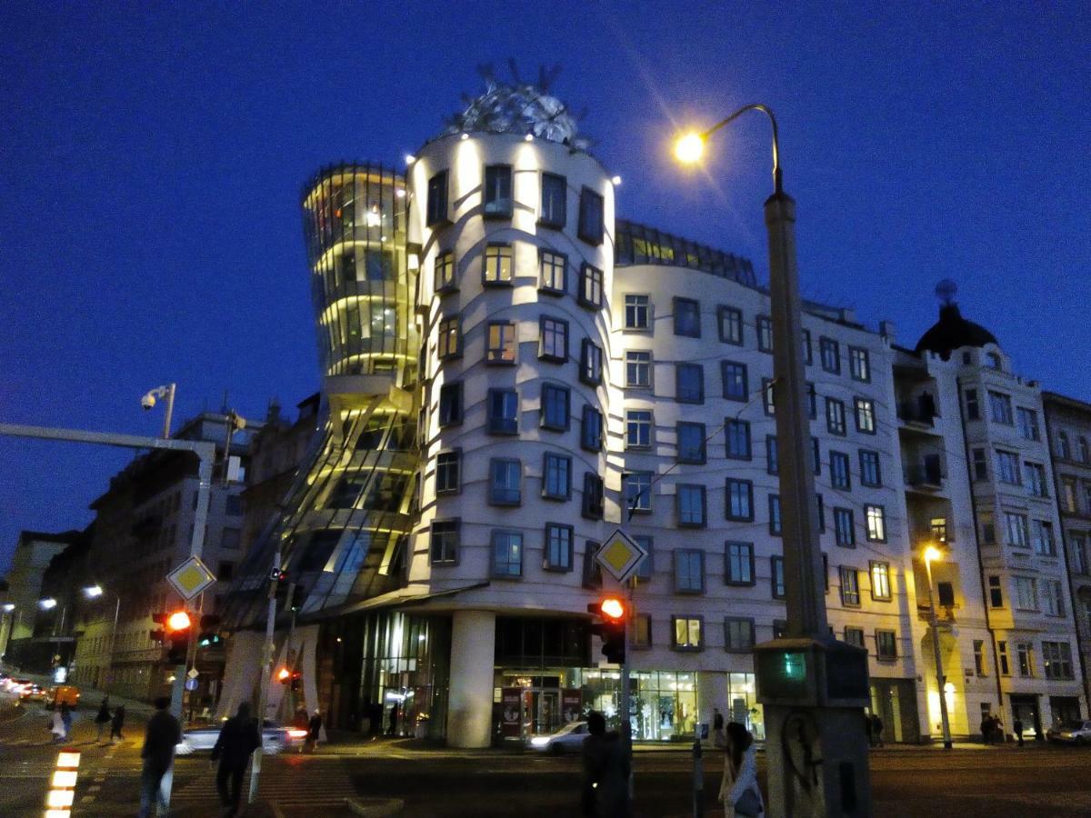 Apartment Vltava プラハ エクステリア 写真
